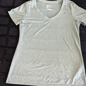 Nike Wmns Dry fit shirt Small